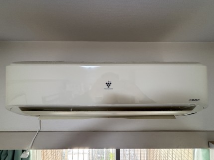 988561cda1864bffd34fee068245eb53